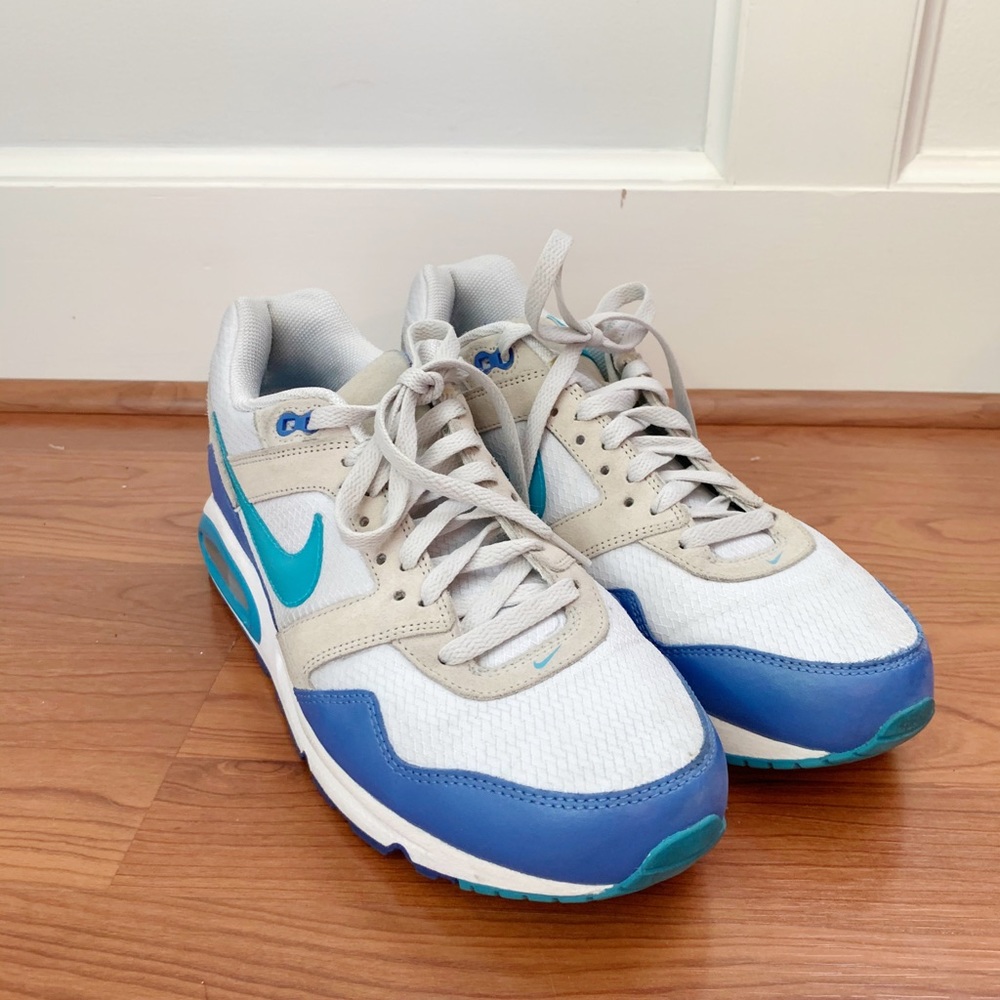 Women’s size 12 Nike Air Max
